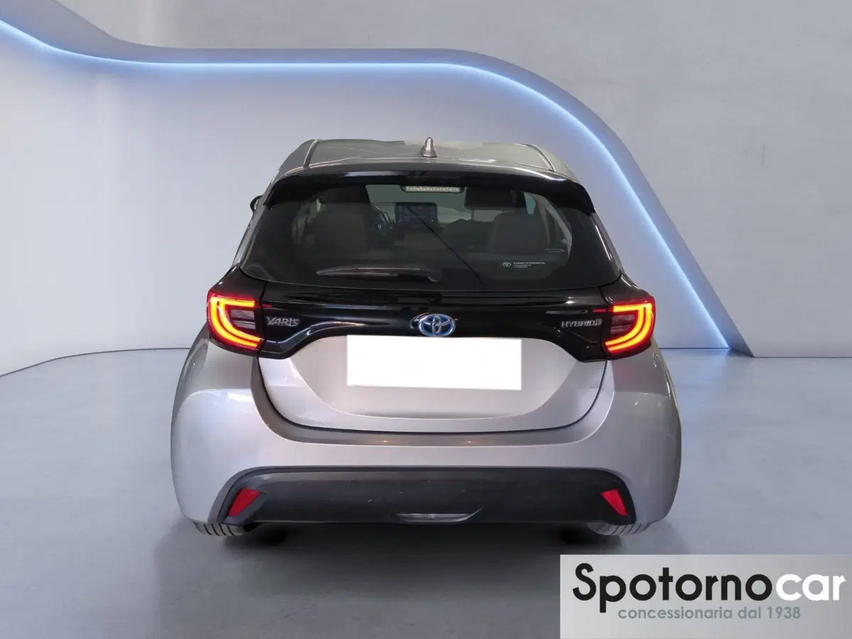 Toyota Yaris usata a Milano (4)