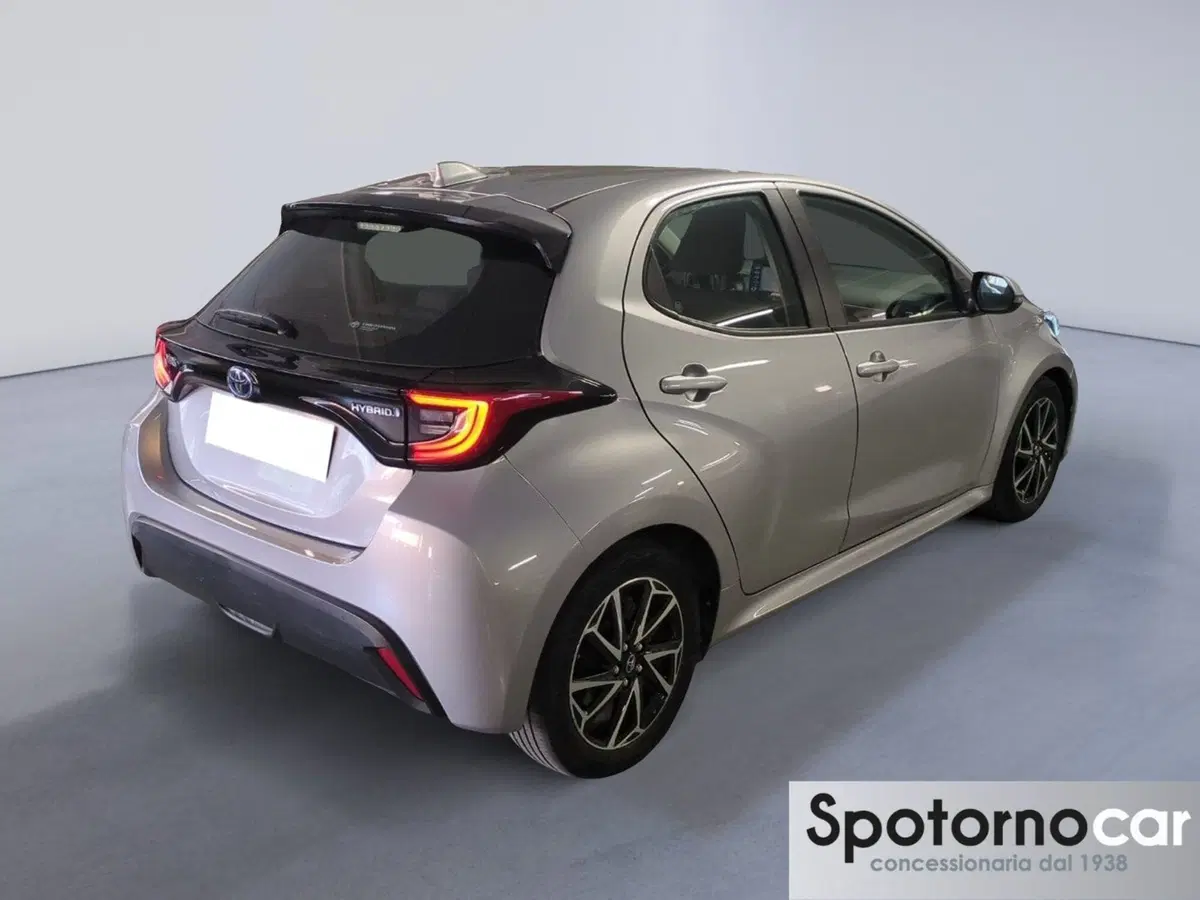 Toyota Yaris usata a Milano (6)