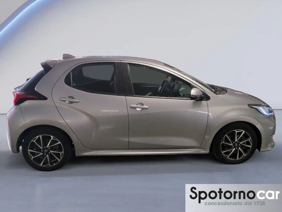 Toyota Yaris usata a Milano (7)