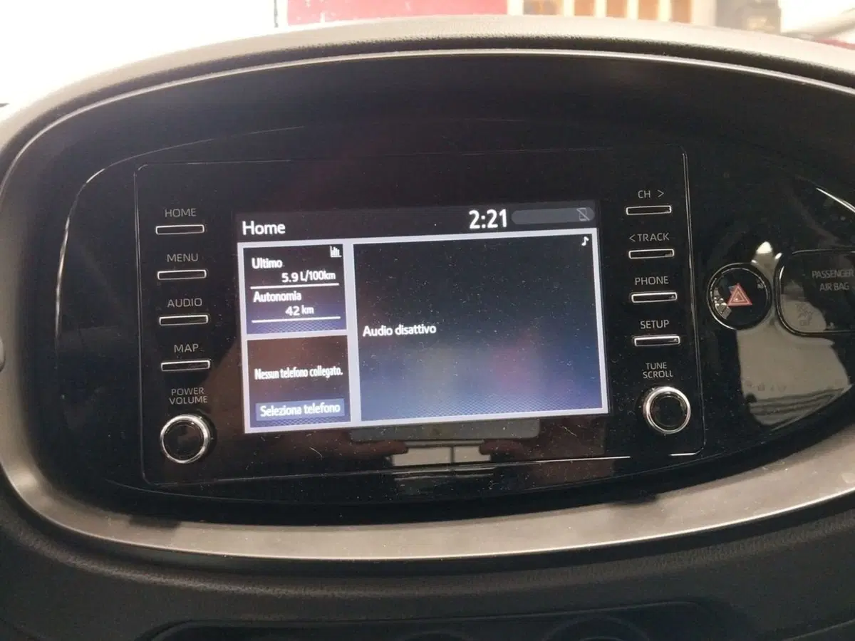 Toyota Aygo X usata a Roma (7)