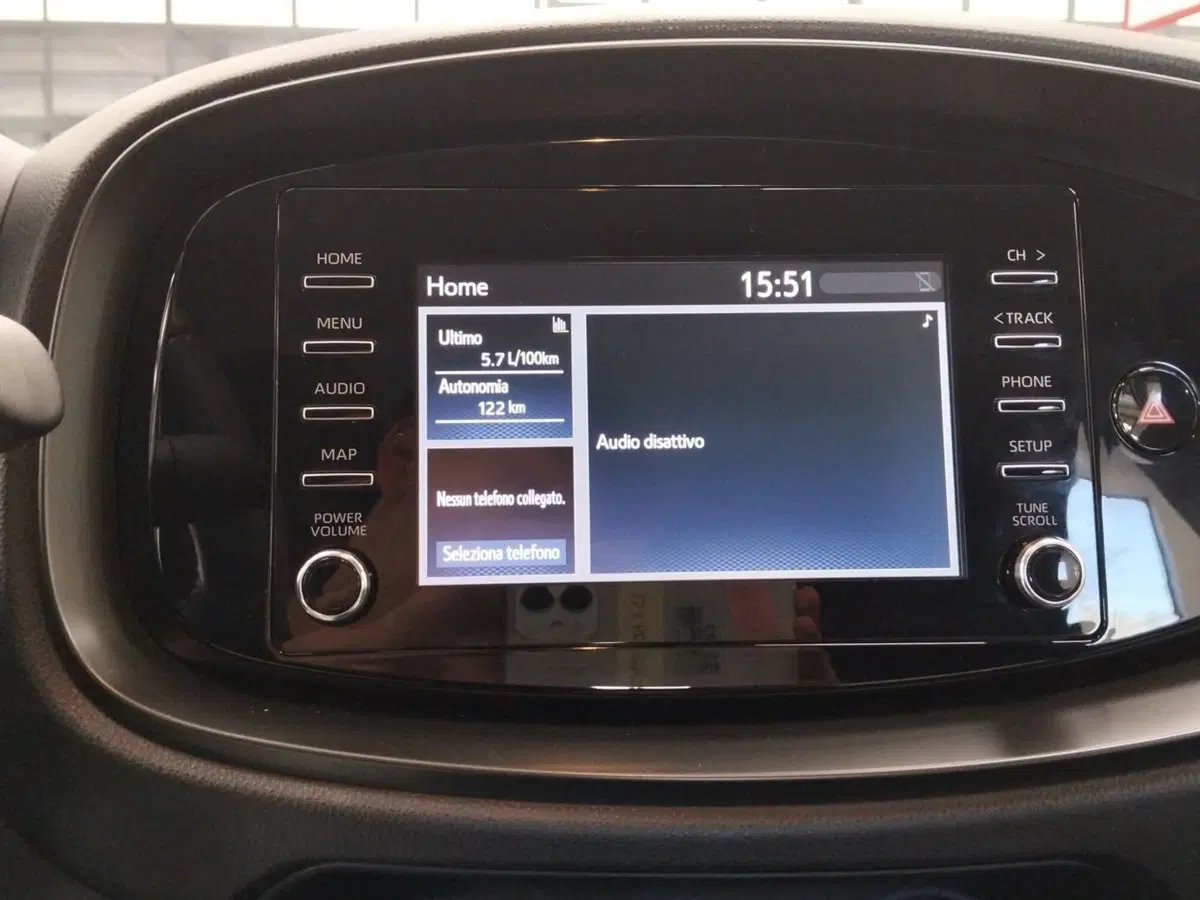 Toyota Aygo X usata a Roma (10)