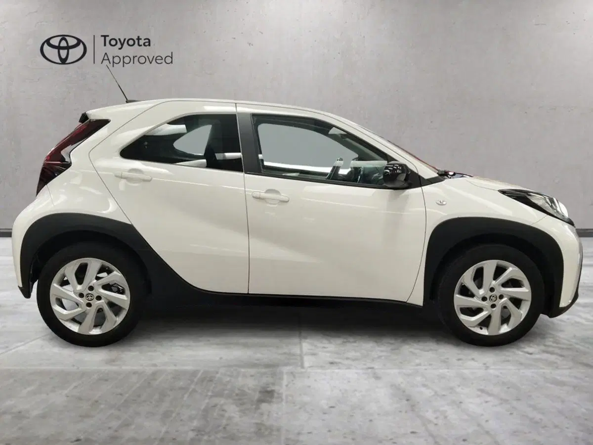 Toyota Aygo X usata a Roma (4)