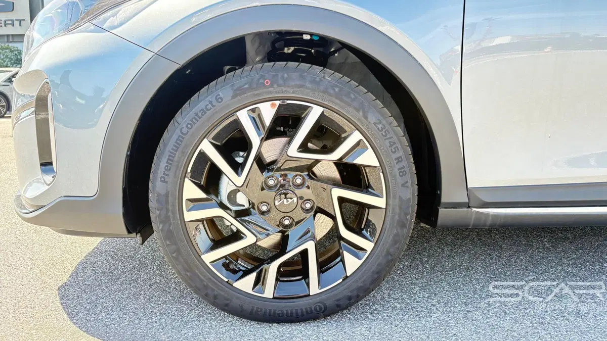 Kia XCeed nuova a Livorno (11)