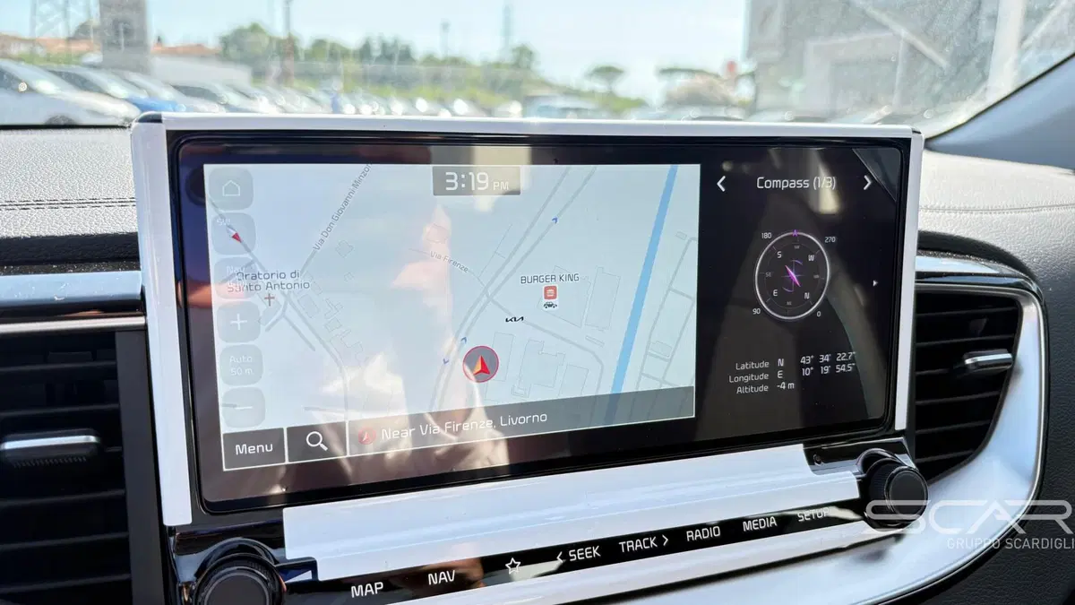 Kia XCeed nuova a Livorno (13)