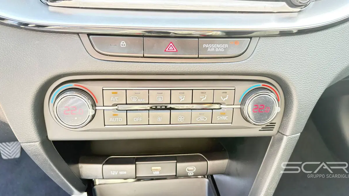 Kia XCeed nuova a Livorno (14)
