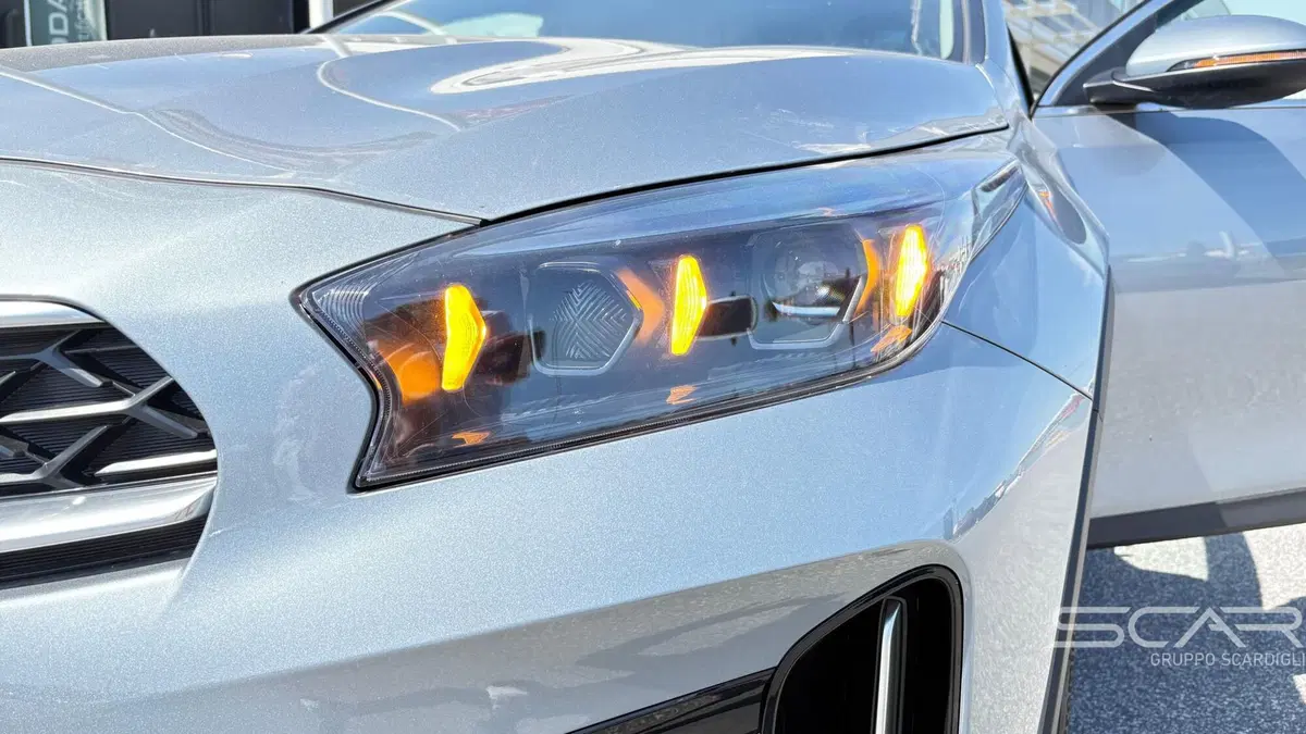 Kia XCeed nuova a Livorno (15)