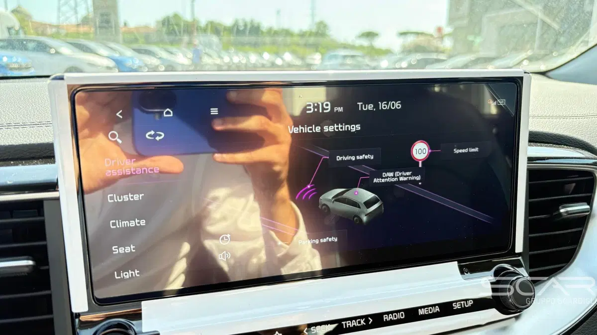 Kia XCeed nuova a Livorno (19)