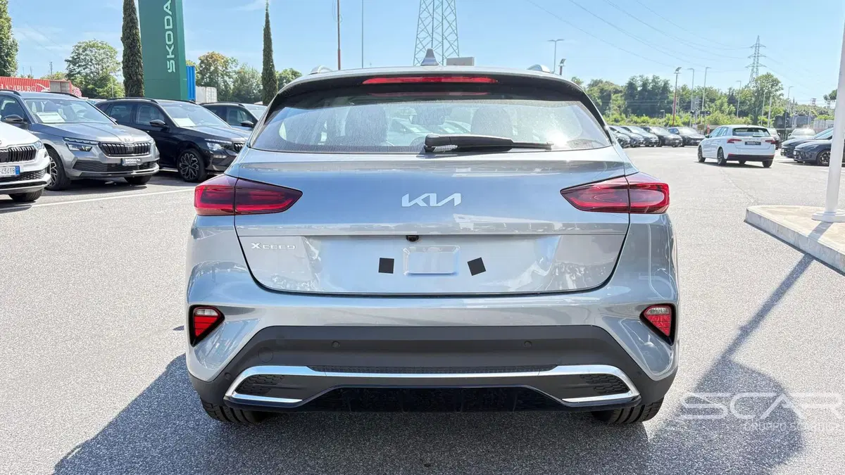 Kia XCeed nuova a Livorno (5)