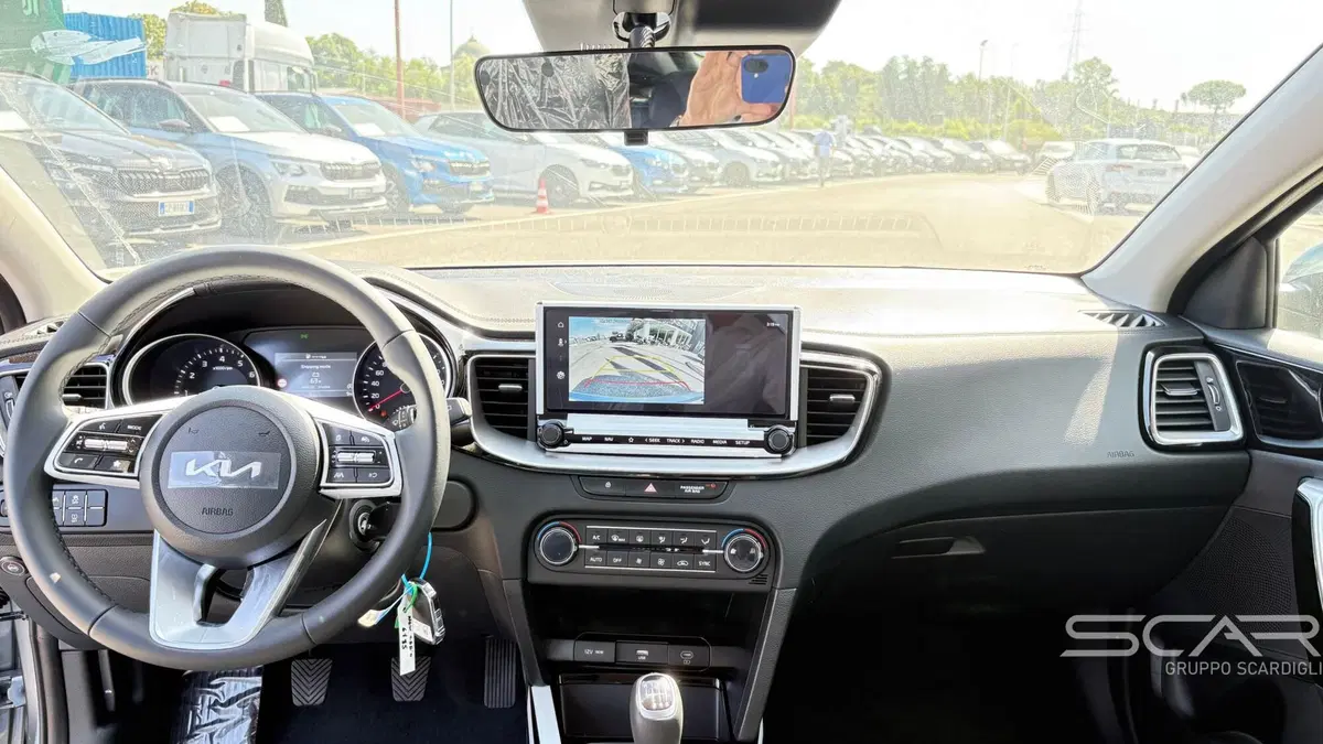Kia XCeed nuova a Livorno (9)