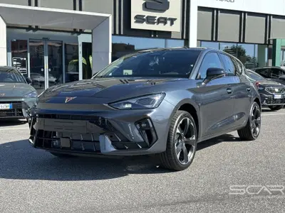 Cupra Leon 1.5 hybrid Edge 150cv dsg nuova a Livorno