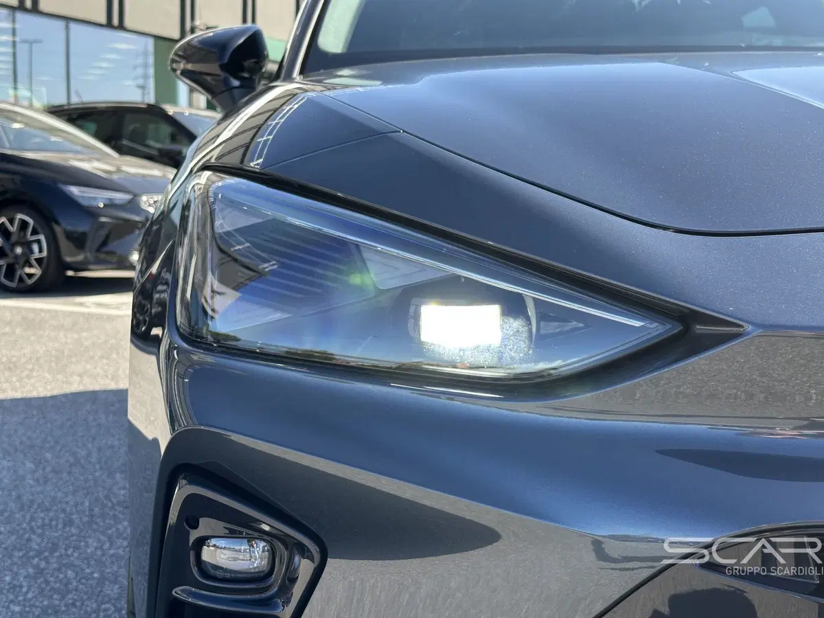 Cupra Leon nuova a Livorno (10)