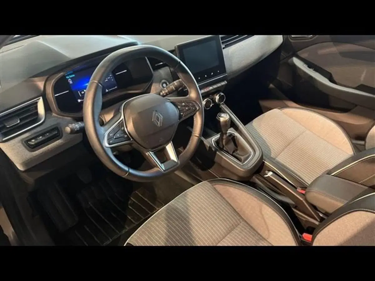 Renault Clio usata a Firenze (9)