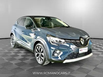 Renault Captur 1.0 tce Techno 90cv del 2023 usata a Nova Milanese