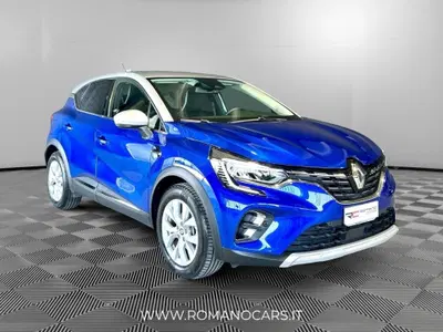 Renault Captur Full Hybrid E-Tech 145 CV Intens del 2022 usata a Nova Milanese