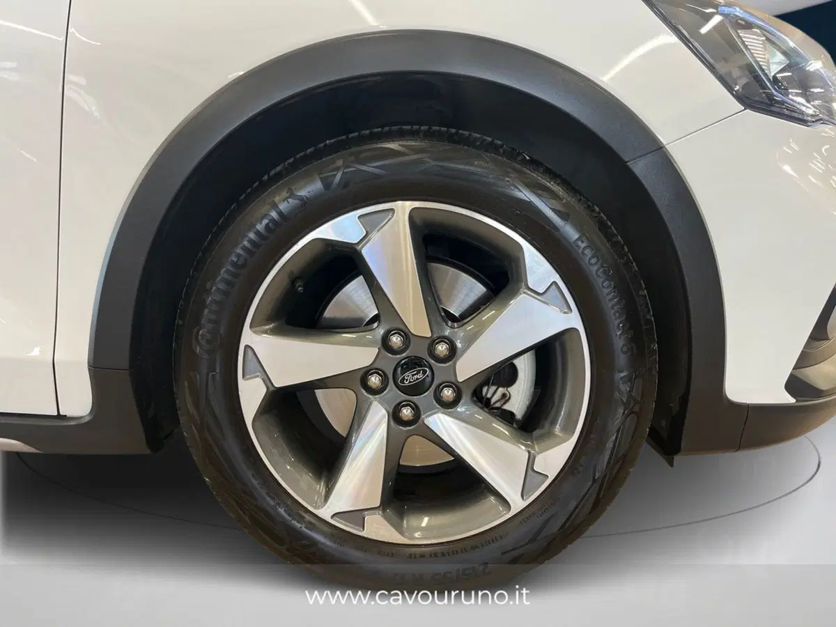 Ford Focus Station Wagon usata a Ferrara (12)
