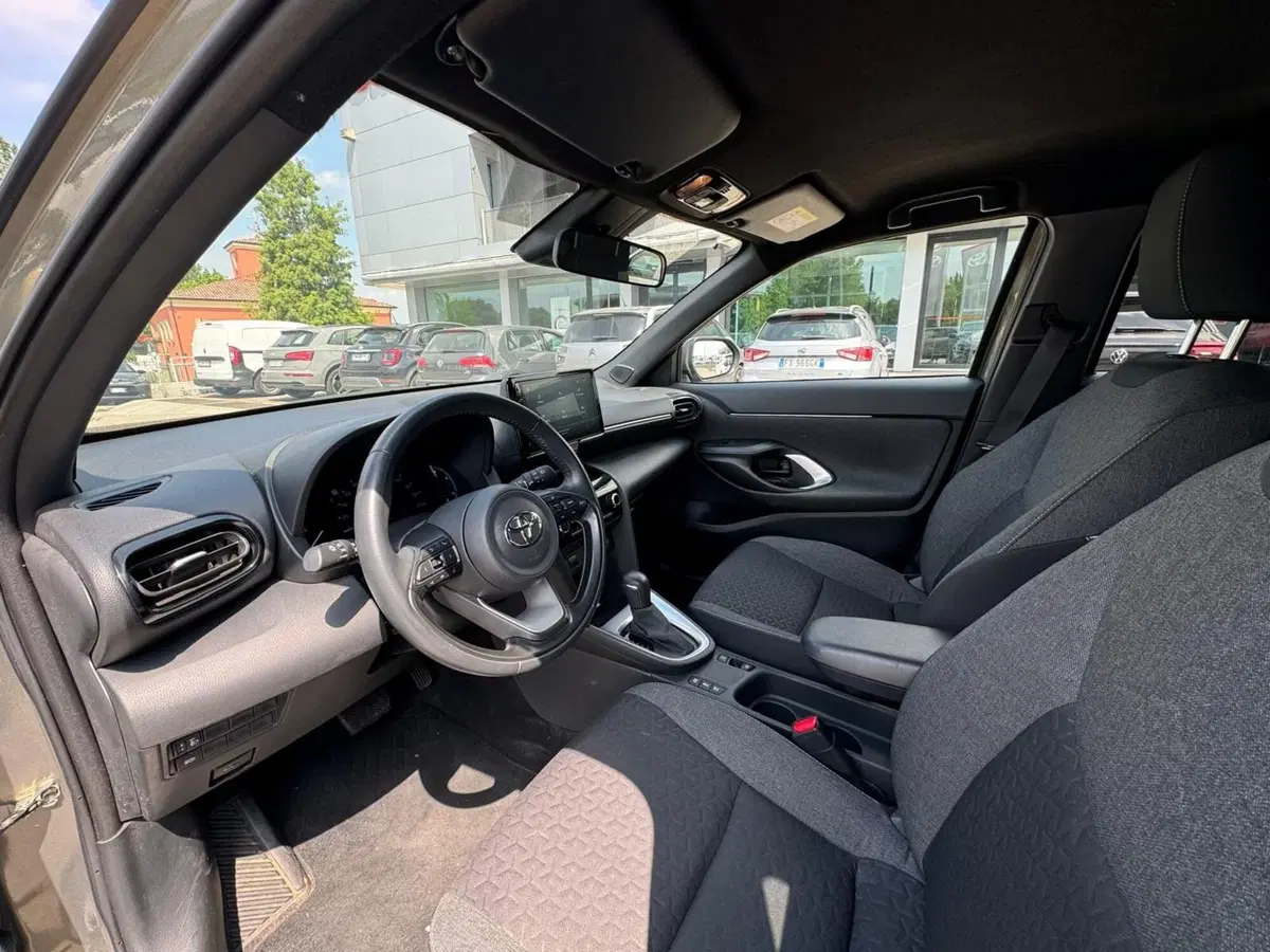 Toyota Yaris Cross usata a Modena (12)