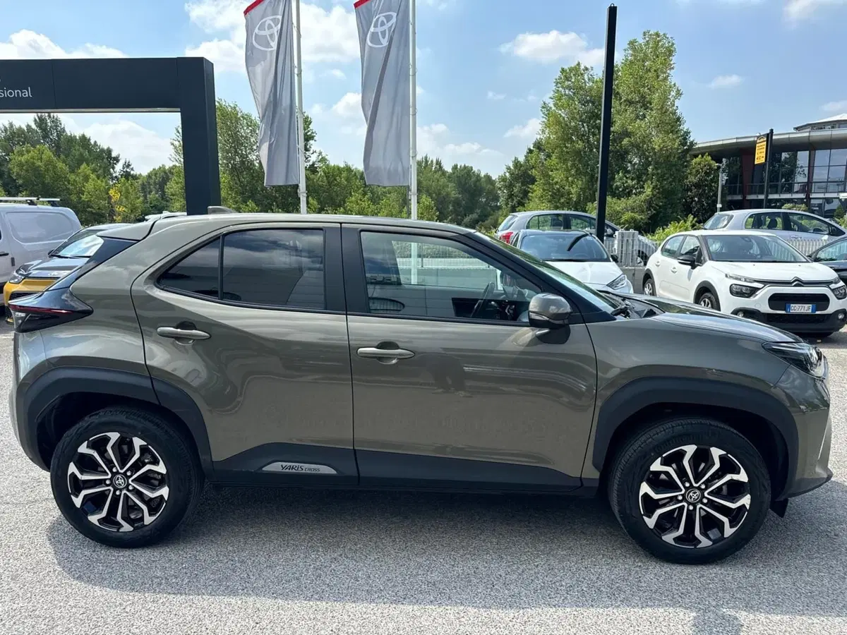 Toyota Yaris Cross usata a Modena (5)