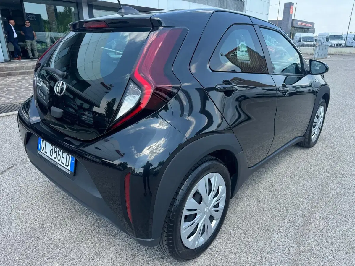 Toyota Aygo X usata a Modena (6)