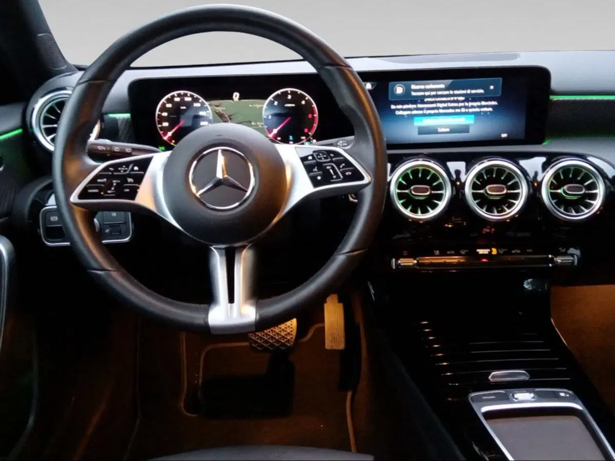 Mercedes-Benz Classe A usata a Pisa (10)