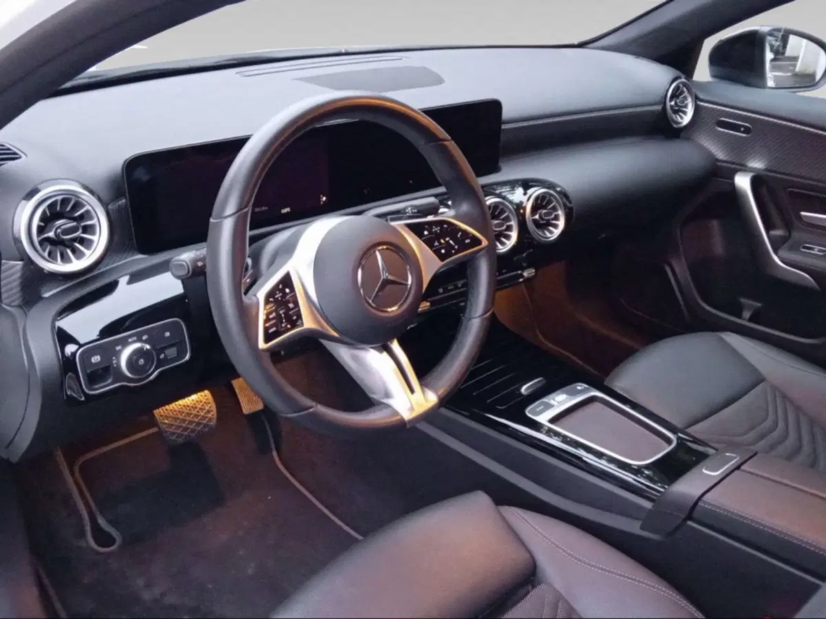 Mercedes-Benz Classe A usata a Pisa (8)