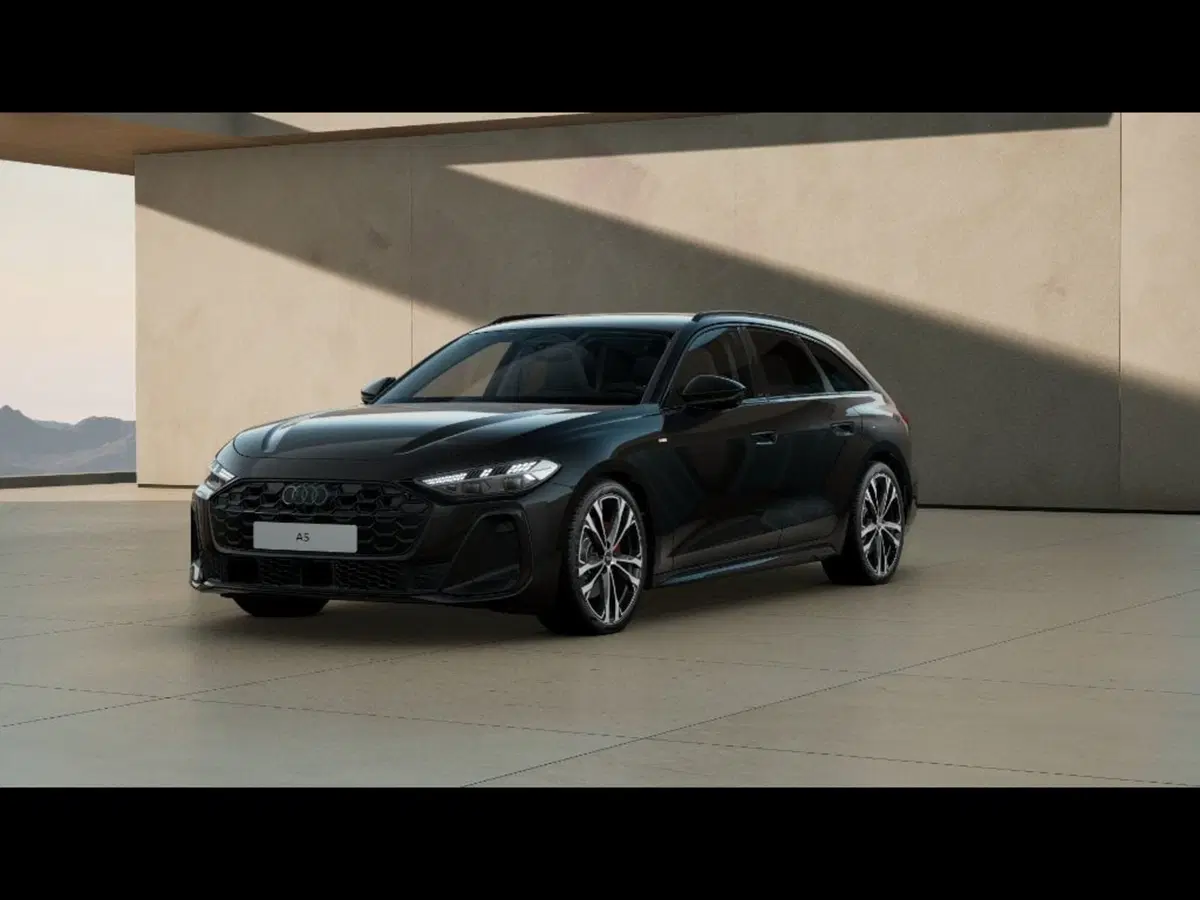 Audi A5 Avant nuova a Firenze