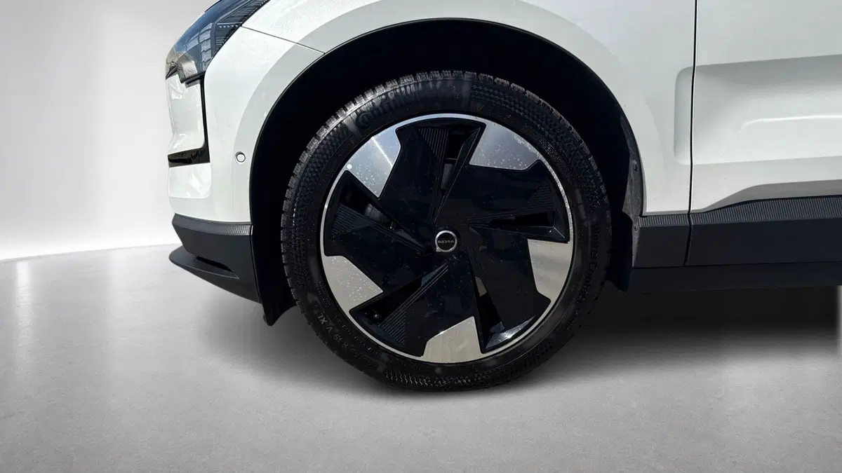 Volvo EX30 usata a Parma (3)