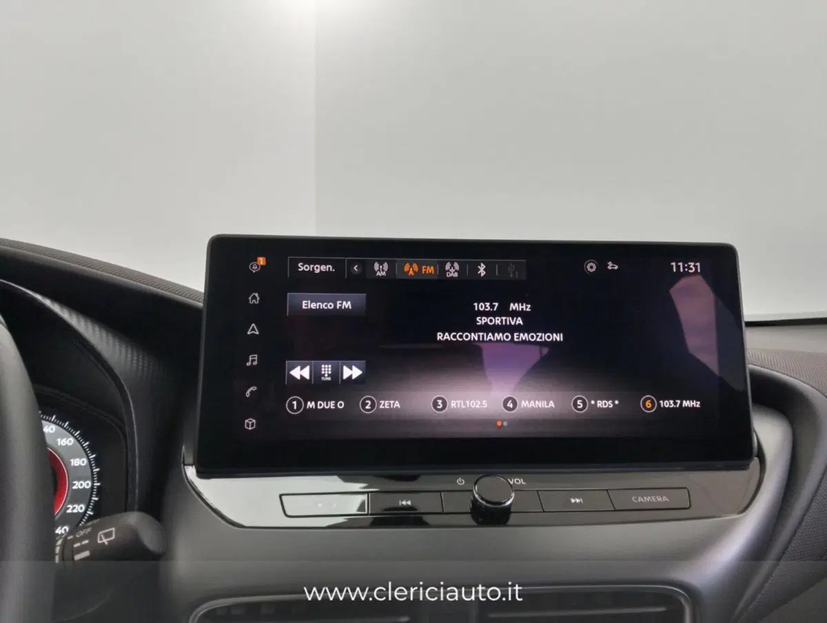 Nissan Juke usata a Como (14)