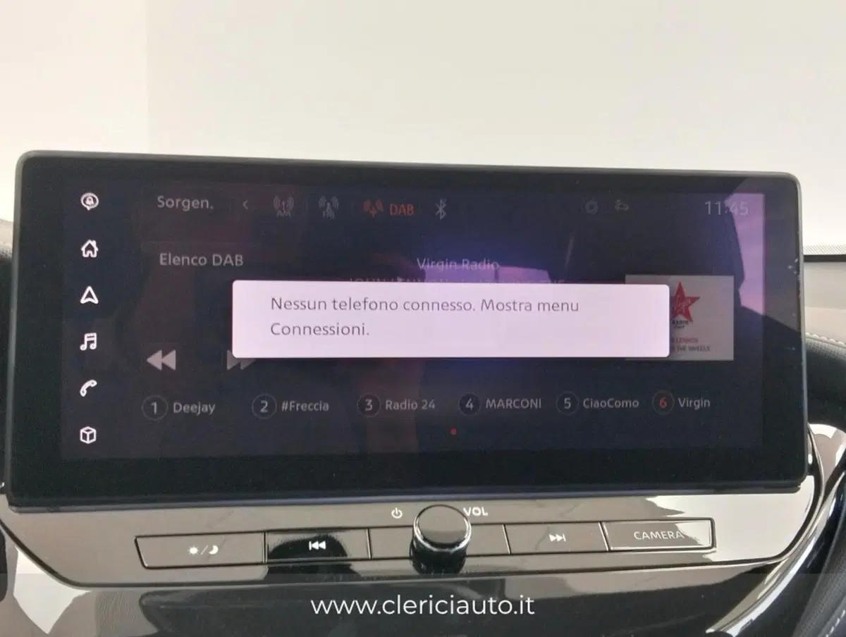 Nissan Juke usata a Como (17)