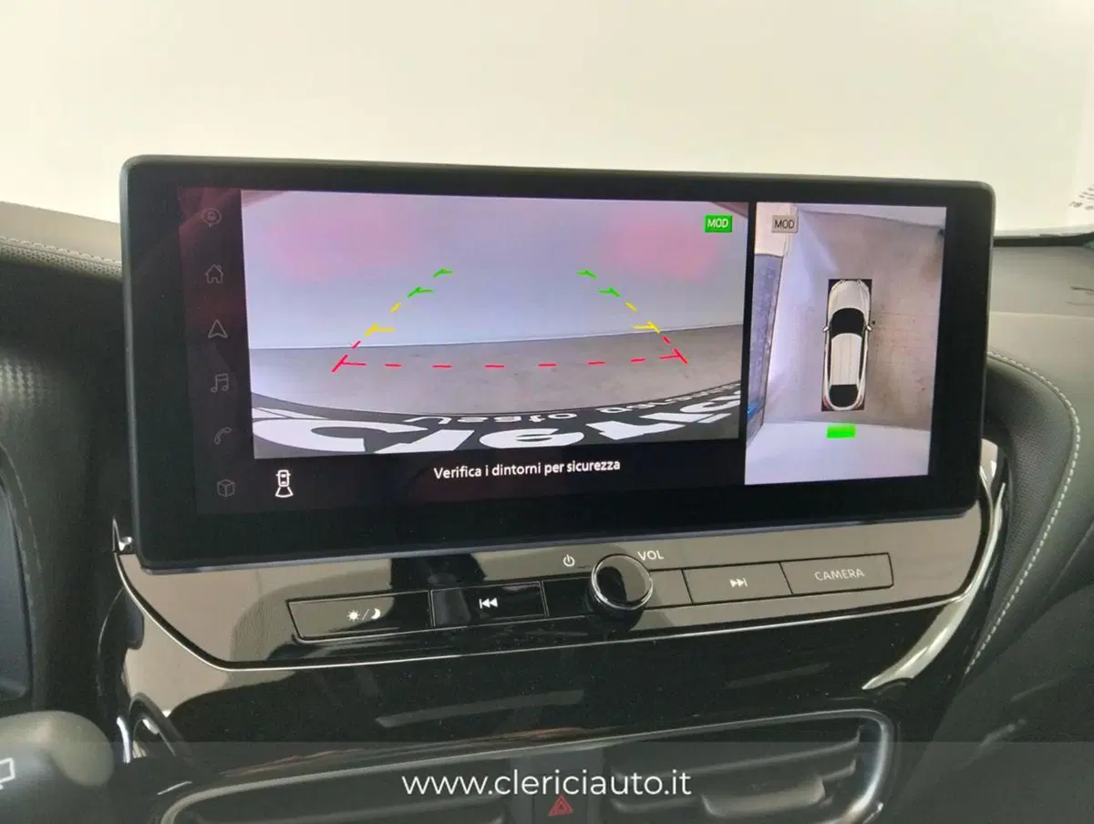 Nissan Juke usata a Como (18)