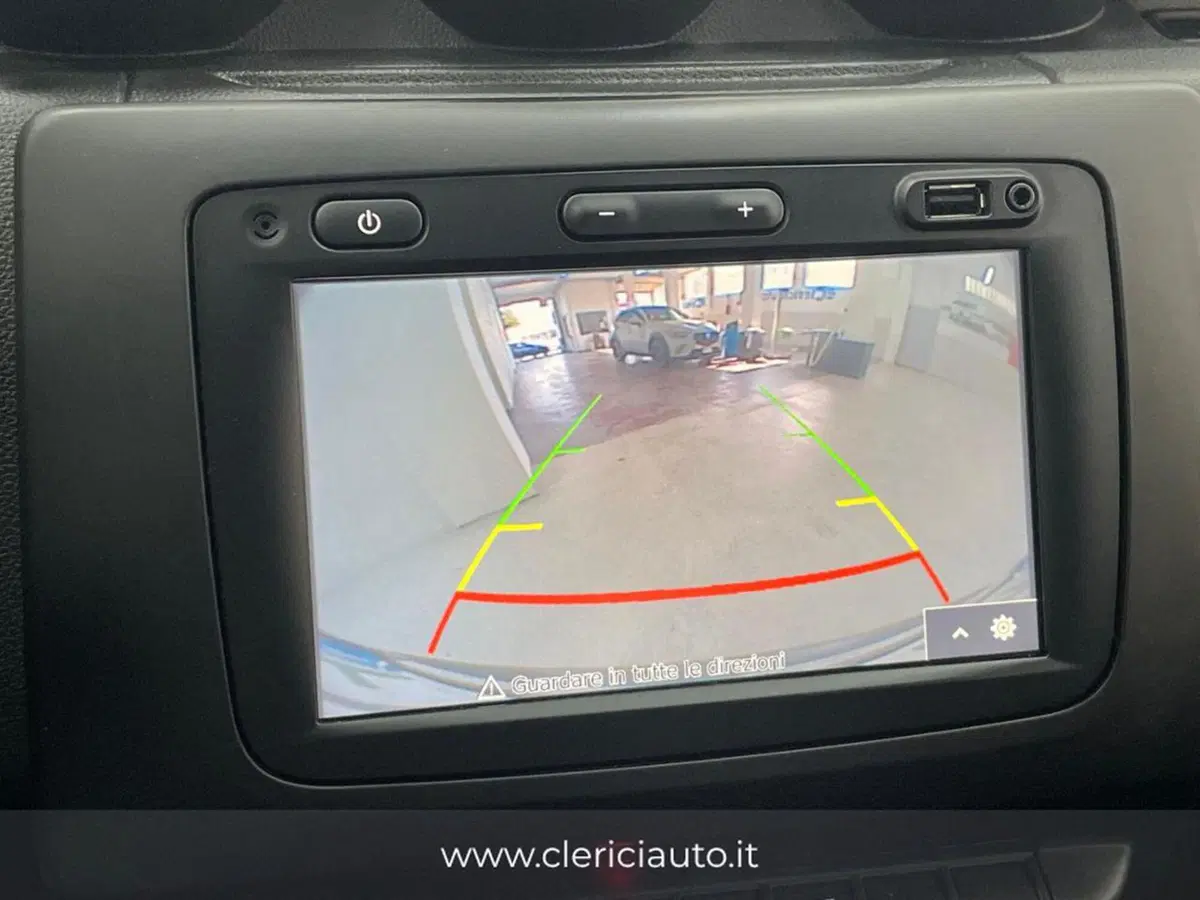 Dacia Duster usata a Como (19)