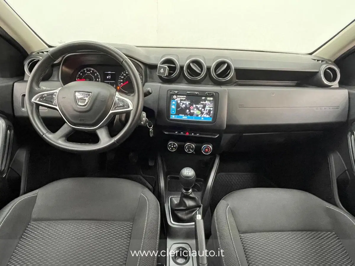 Dacia Duster usata a Como (4)