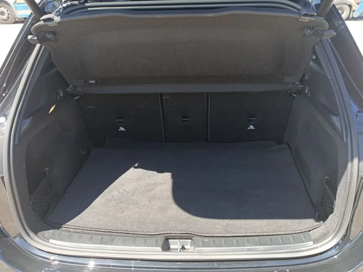Mercedes-Benz GLA SUV usata a Bari (8)