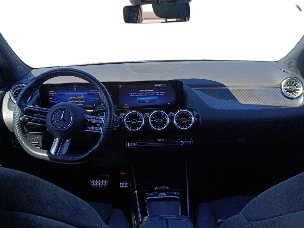 Mercedes-Benz GLA SUV usata a Bari (9)