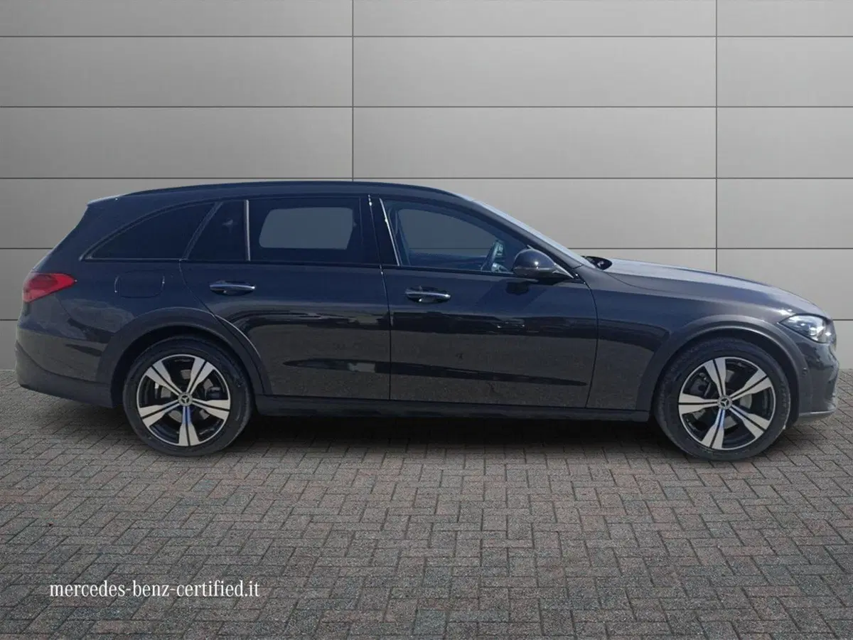 Mercedes-Benz Classe C Station Wagon usata a Bari (5)
