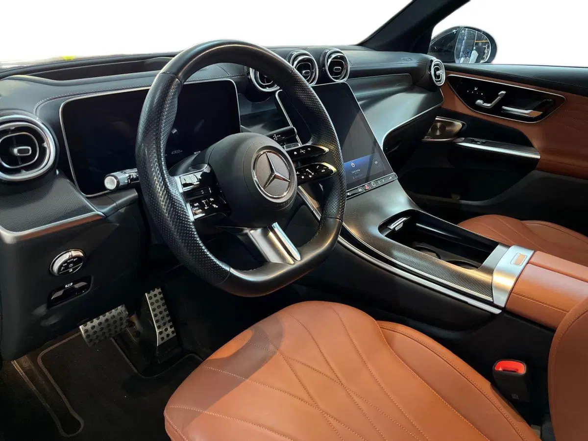 Mercedes-Benz GLC SUV usata a Bari (10)
