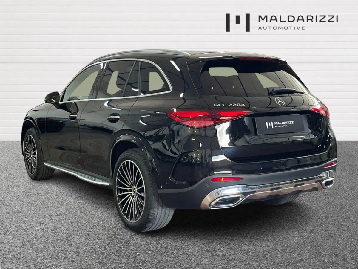 Mercedes-Benz GLC SUV usata a Bari (4)