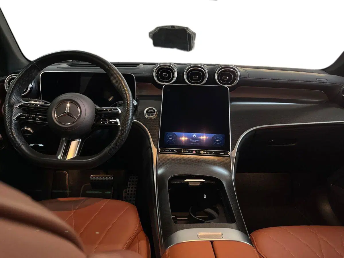 Mercedes-Benz GLC SUV usata a Bari (8)