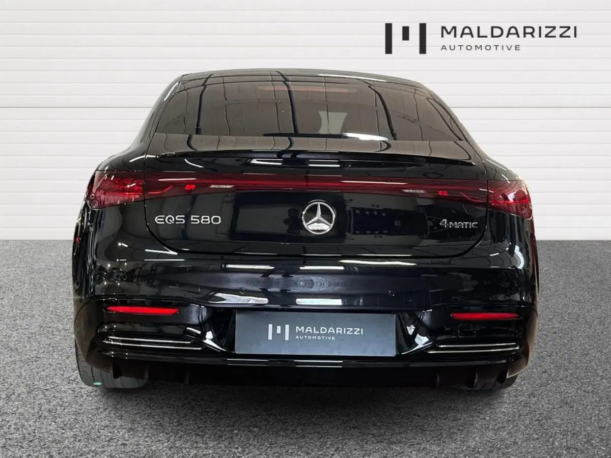Mercedes-Benz EQS usata a Bari (3)