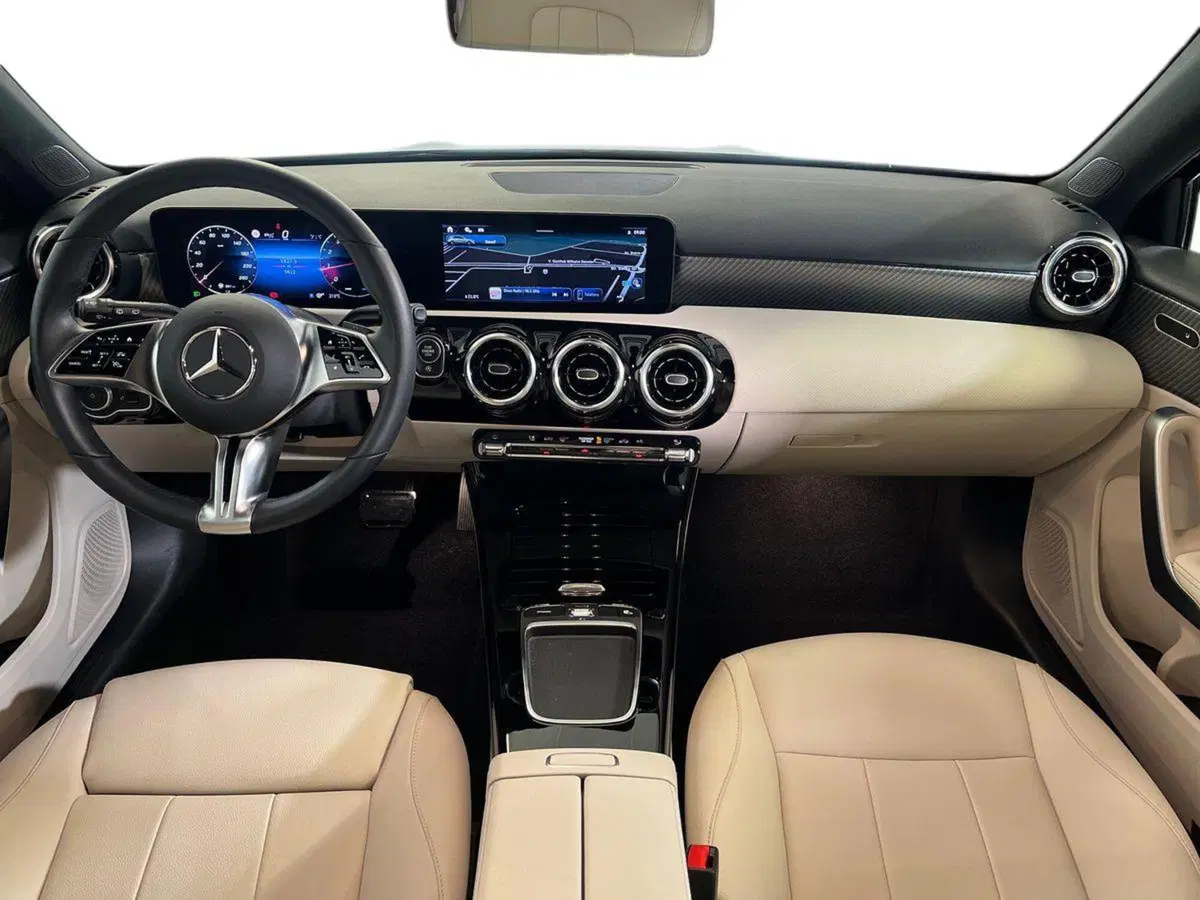 Mercedes-Benz Classe A usata a Monza e Brianza (9)