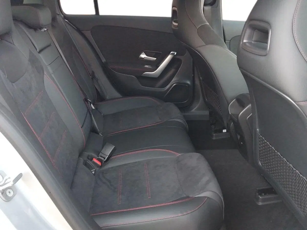 Mercedes-Benz Classe A nuova a Pescara (7)