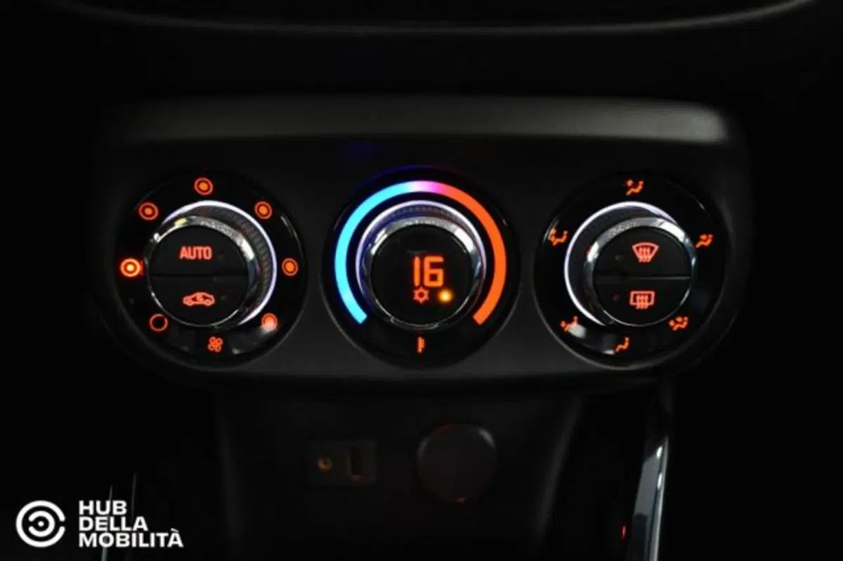 Opel Adam usata a Perugia (13)
