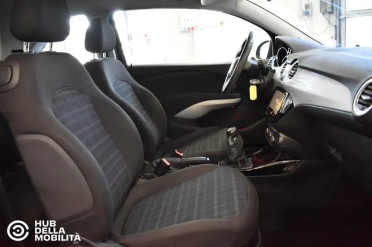 Opel Adam usata a Perugia (17)