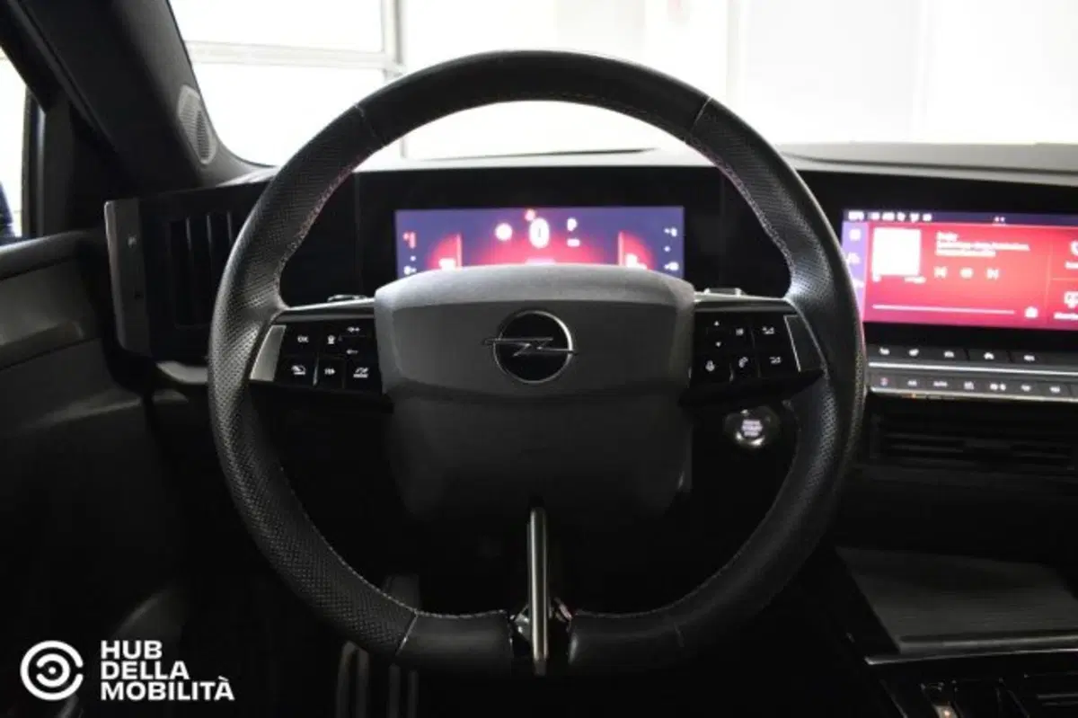 Opel Astra usata a Perugia (9)
