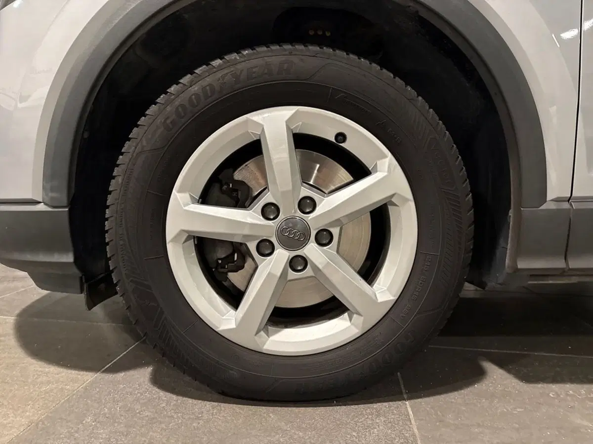 Audi Q2 usata a Macerata (8)