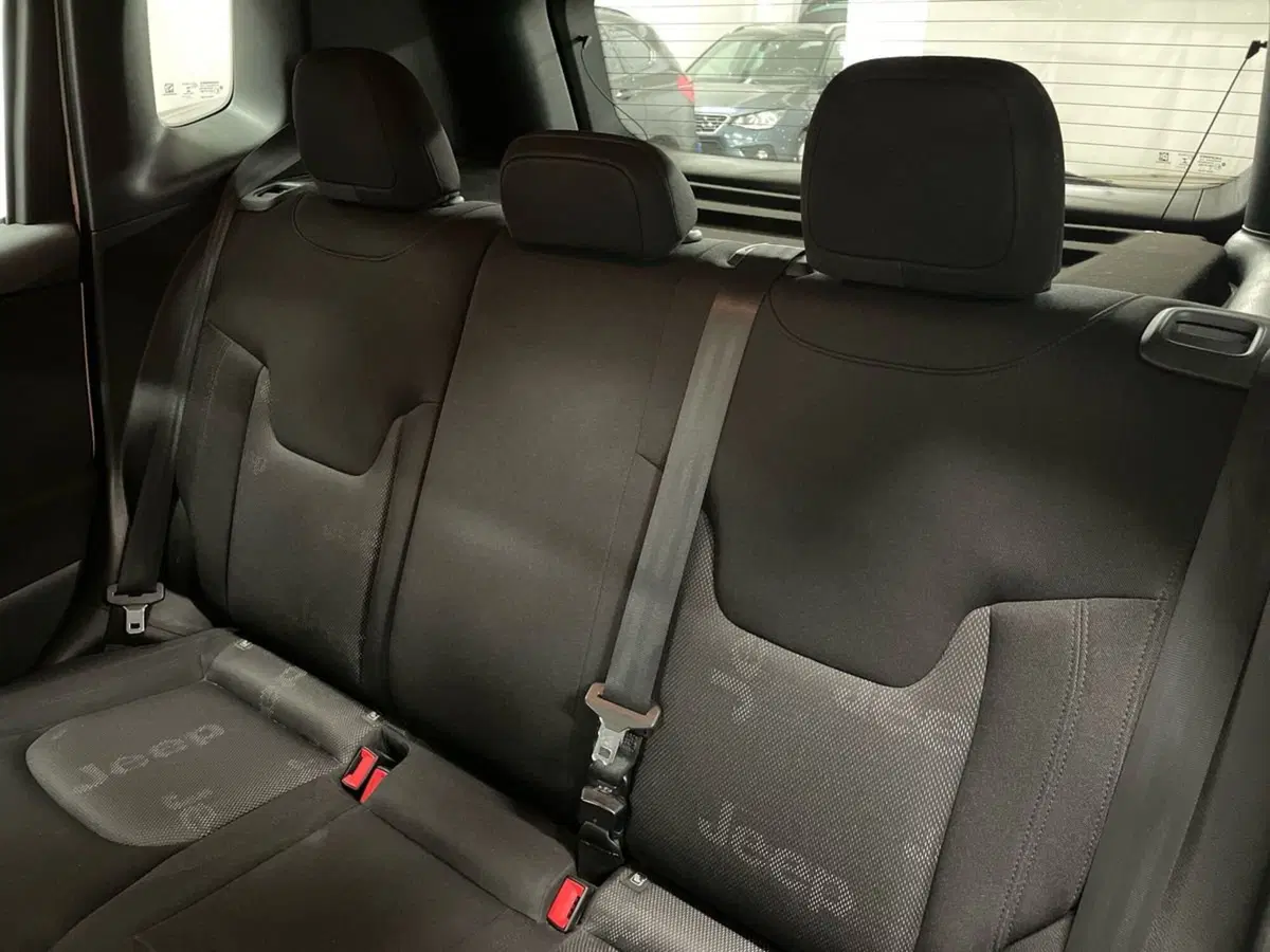 Jeep Renegade usata a Ancona (13)