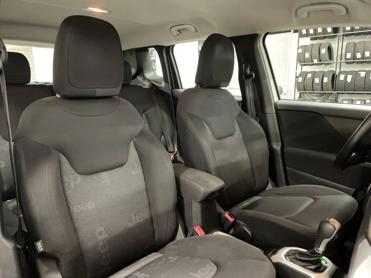 Jeep Renegade usata a Ancona (14)
