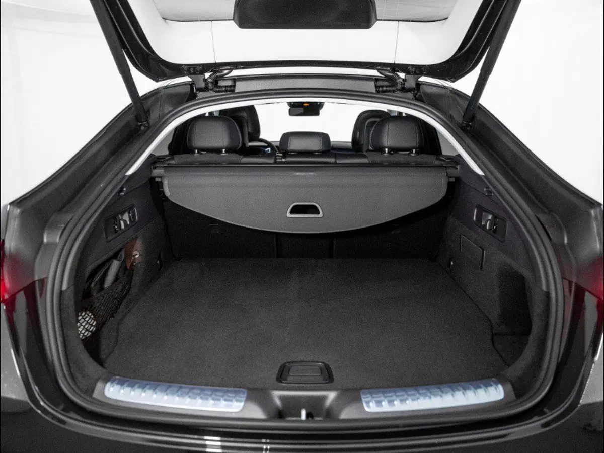 Mercedes-Benz GLC nuova a Macerata (10)