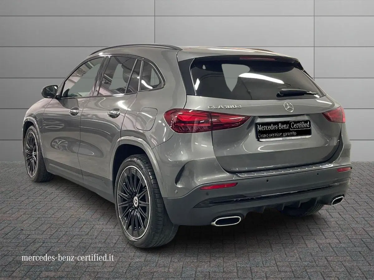 Mercedes-Benz GLA SUV usata a Macerata (5)