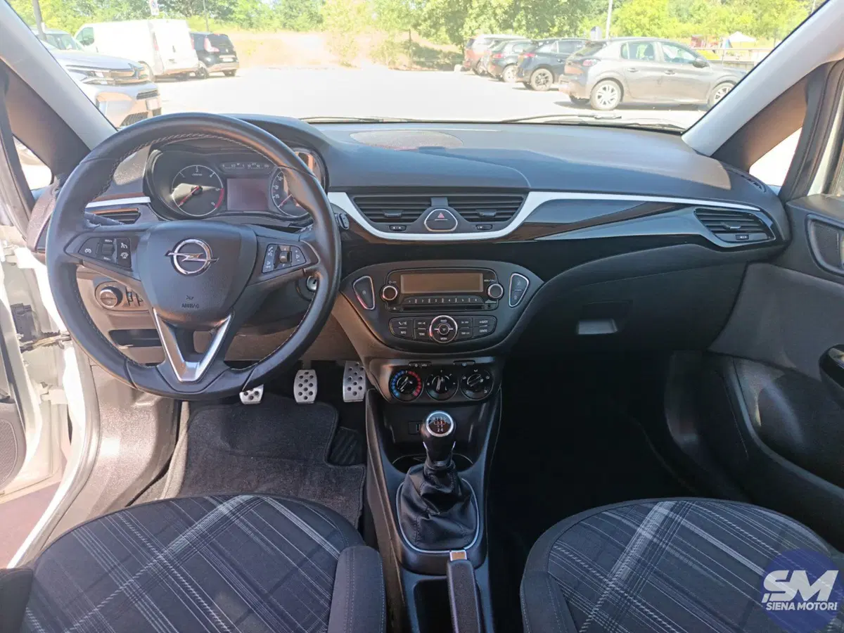 Opel Corsa Coupé usata a Siena (14)