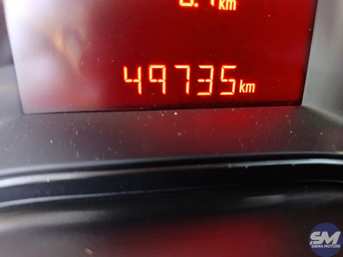 Opel Corsa Coupé usata a Siena (9)